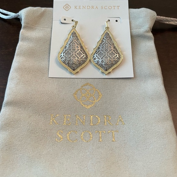 Kendra Scott addie earrings - Picture 2 of 3